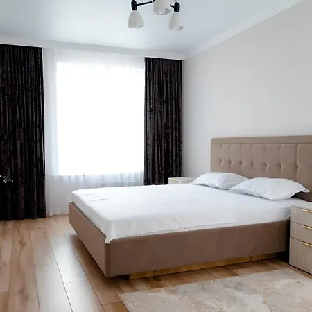 Новая 2Х Ком Кв Люкс В Центре Kokshetau Exterior photo